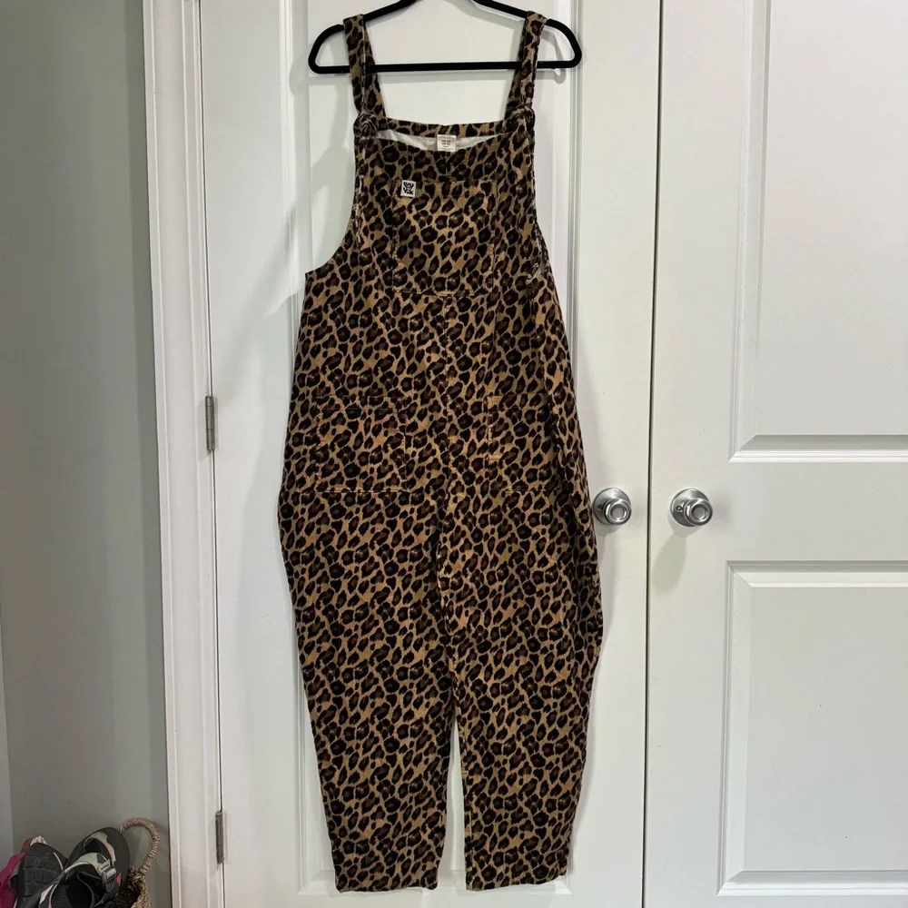 Lucy & Yak Original Corduroy Dungarees in Leopard Print 16 Petite - Picture 4 of 10